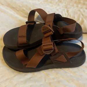 Men’s Chacos Lowdown Sandals